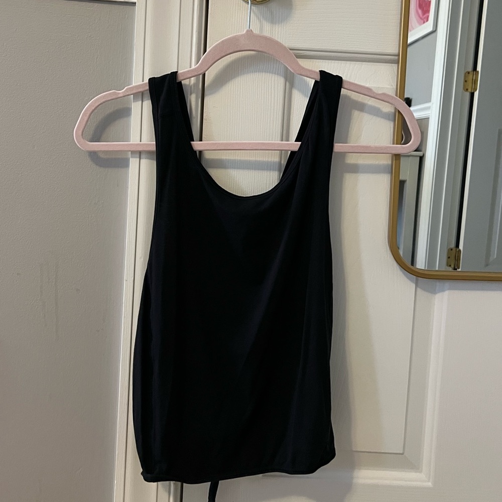 Lululemon open back tank